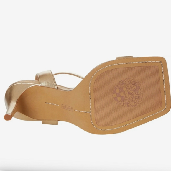 🆕⭐ Vince Camuto Gold heel sandal - Picture 6 of 11
